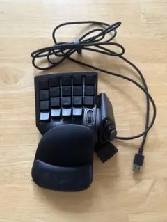 Razer Tartarus V2 左手デバイス