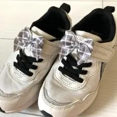 ムーンスター　LUVRUSH. ベージュ　ホワイト　リボンスニーカー　18cm