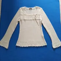 リブ編み スクエアネック フレア袖 ニット