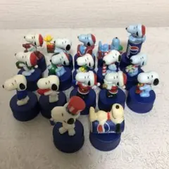 スヌーピーボトルキャップ　コンプリート スヌーピーボトルキャップ コンプリート - メルカリ