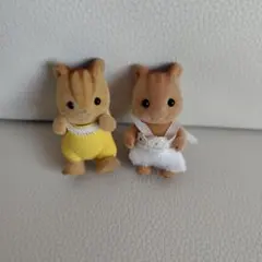 レトロ　シルバニアファミリー シマリスの赤ちゃん 人形2体セット
