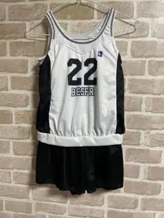 新品タグ付♡定価5478円　ズボンタイプ水着160 女の子用