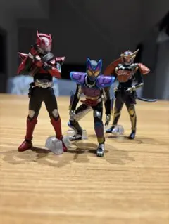 仮面ライダーHGシリーズレジェンドライダーvol.1 ガヴ鎧武ドライブ3点セット