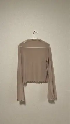 NICE CLAUP ベージュ シアーフレアスリーブ 長袖トップスのサムネイル