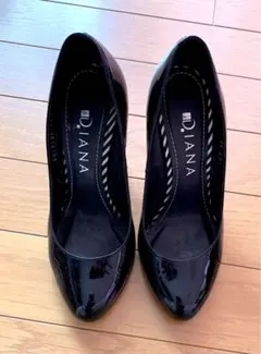 ダイアナ　パンプス