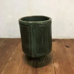 美品　陶器　ヴィンテージ　焼物　脚付き花瓶　深い深いグリーンが素敵な　フラワー