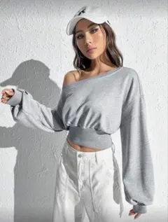 オフショルダー スウェット