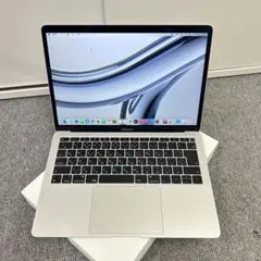 Mac (Apple) - MacBook Air 13インチ 8GB 256GB 2018 シルバー美品 MacBook Airを購入 - Apple（日本）
