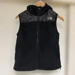 黒色ボアベスト THE NORTH FACE