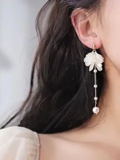 フラワーモチーフ ロング ピアス レディース パール アクセサリー パーティー