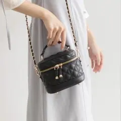 【RANDA/ランダ】キルティング2WAYミニバニティバッグ 黒 ブラック