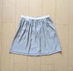 ベネトン ギャザー ミニスカート ポケット付き 小さめ ライトグレーのサムネイル