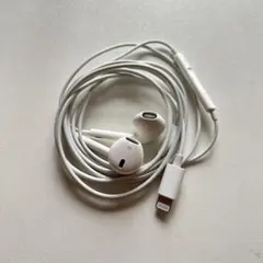 ホワイト 有線イヤホン Lightningコネクタ