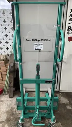 ハンドフォークリフト 手動スタッカー 2000kg 揚高1600mm 中古 ハンドフォークリフト 手動スタッカー 2000kg 揚高1600mm 中古 - メルカリ