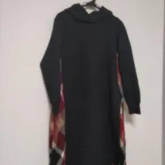 ブルーレーベルクレストブリッジ　黒 パーカーワンピース