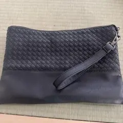 黒レザー編み込みクラッチバッグ
