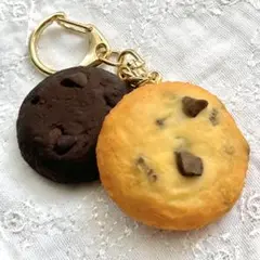 カラビナ　チョコチップクッキー　フェイクスイーツ　キーホルダー　食品サンプル