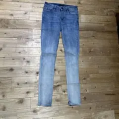 UNIQLO JEANS ライトブルー スキニージーンズ