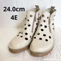 Item thumbnail for item fcfe527d-4cf8-4c61-aa1e-0157d8897881