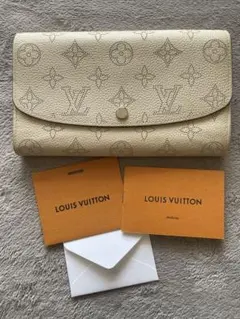 LOUIS VUITTON 長財布　マヒナ