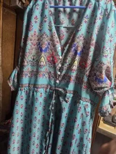 ターコイズ 多色模様 ワンピース