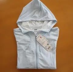 【新品】UNIQLO エアリズムUVカットフルジップパーカー ライトブルー M