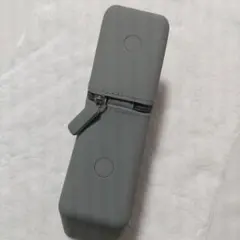 磁石　シリコン　便利なペンケース　筆箱　化粧入れ　小物入れ　ペンケース　グレー