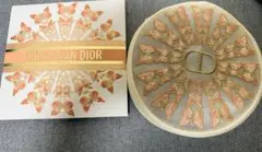 新品 Dior ディオール マザーズデイ ポーチ 刺繍　限定ギフトカード
