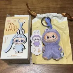 THE MONSTERS PIN FOR LOVE ぬいぐるみペンダント？