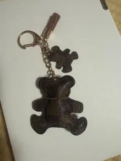 ダミエ柄　クマ型キーホルダー ノーブランド