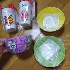 ディズニーデザインコップ　スナックボウル　ノベルティ　まとめ売り