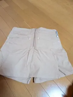 G/FORE ベージュショートパンツ ロゴプリント