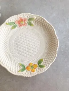 花柄陶器皿 波型