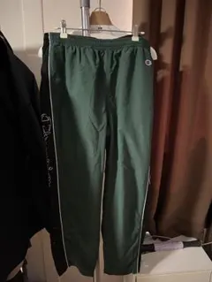 チャンピオン トラックパンツ グリーン