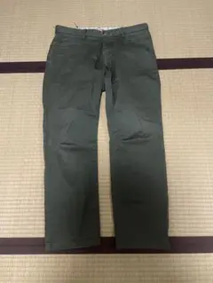 ベティスミス　チノパン　カーキ　Lサイズ
