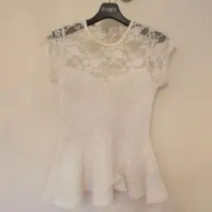 ペプラムトップス