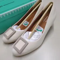 【24cm】新品未使用 Moonstar sugata パンプス オフホワイトのサムネイル