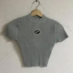 エンブレムリブニットトップス ピチ チビ T 半袖 胸開き ダーリッチ