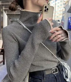 アンチピリング配色ステッチボーダータートルニット