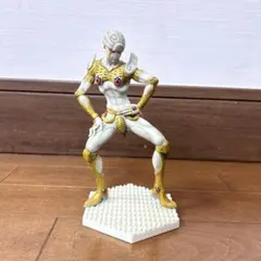 ジョジョの奇妙な冒険 フィギュア ホワイト・ゴールド