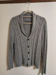 グレー ケーブルニット カーディガン　説明をお読みください