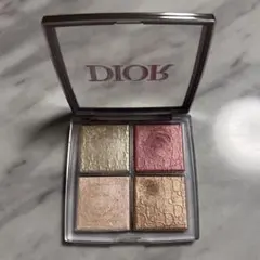 DIOR ハイライト バックステージ　004 ローズゴールド アイシャドウ