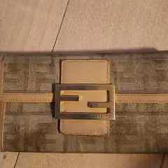 FENDI モノグラム柄 長財布 ブラウン