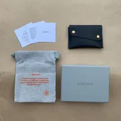 イルビゾンテ　カードケース　定期入れ　名刺入れ　ブラック