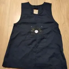 黒い猫の刺繍　保育園児エプロン