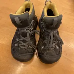 キッズ　21センチ　KEEN ハイカットトレッキングシューズ グレー/イエロー