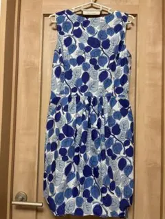 ASPESI 葉柄 ノースリーブ バルーンワンピース