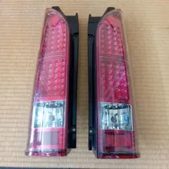 200系ハイエーステールランプジャンク品のサムネイル