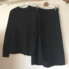 未使用品　ユニクロ　スムースコットンクルーネックセーター　ブレンドスカート