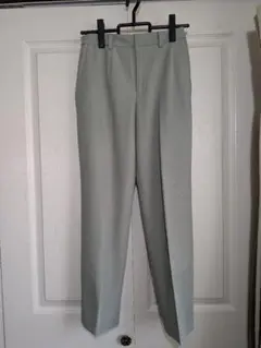 UNIQLOスマートアンクルパンツ